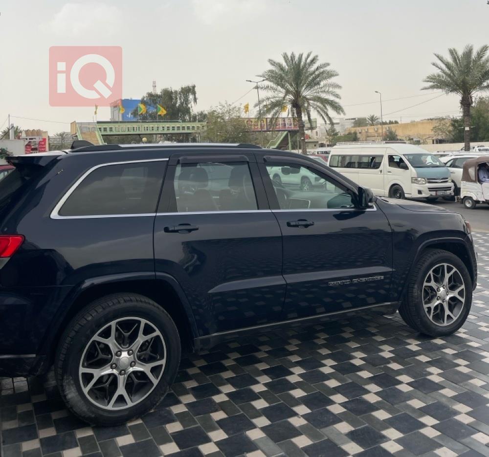 جيب جراند شيروكي